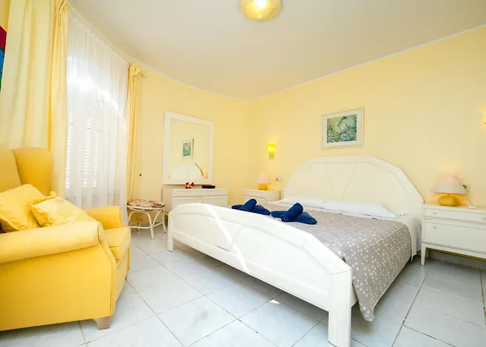 Sanne By Interhome * カルプ